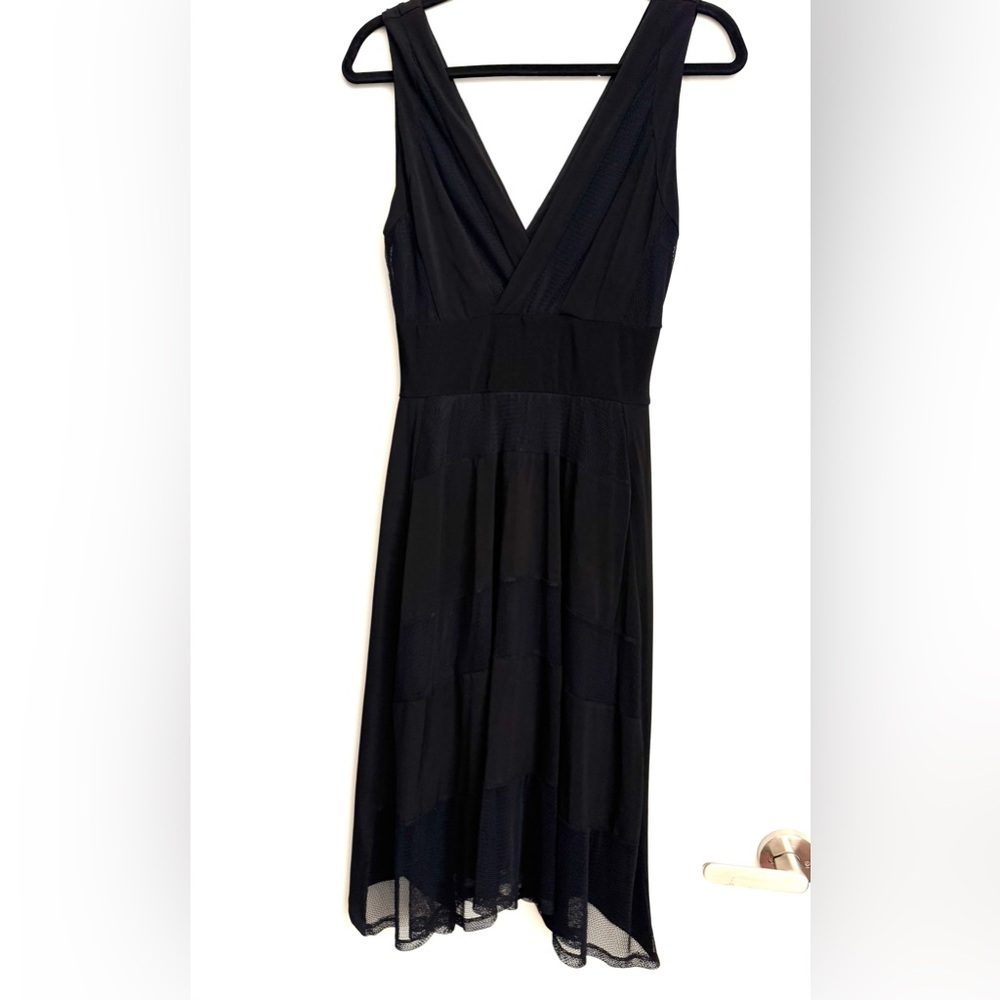 BCBGMaxAzria Black V-Neck Midi Dress